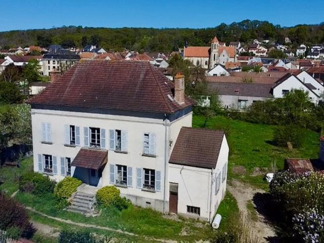 Maison 7 pièces 246 m²