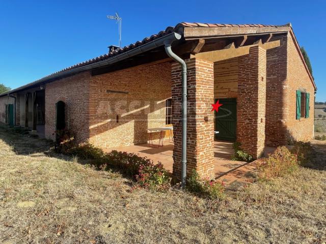 Maison 7 pièces 246 m²