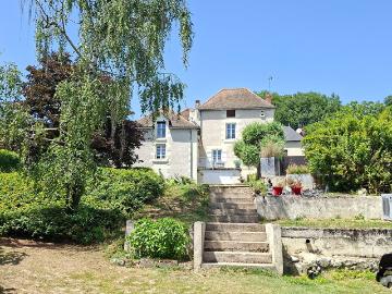 Maison 7 pièces 246 m²