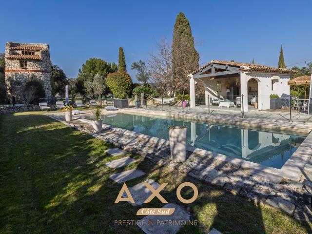 Maison 7 pièces 246 m²