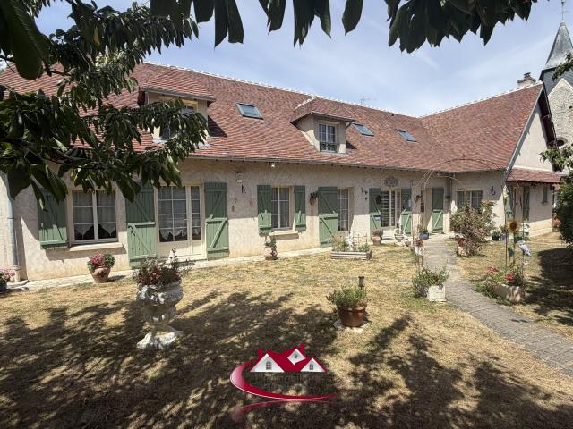 Maison 7 pièces 247 m²