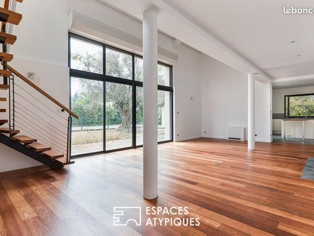 Maison 7 pièces 249 m²