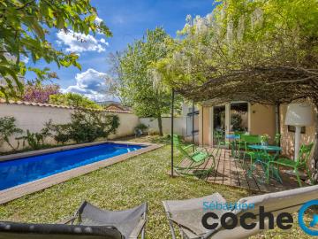 Maison 7 pièces 240 m²