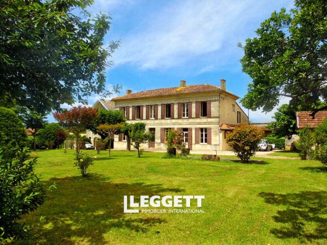 Maison 7 pièces 240 m²