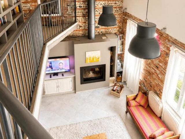 Maison 7 pièces 240 m²