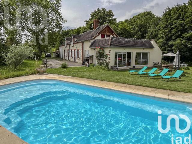 Maison 7 pièces 240 m²