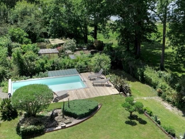 Maison 7 pièces 240 m²