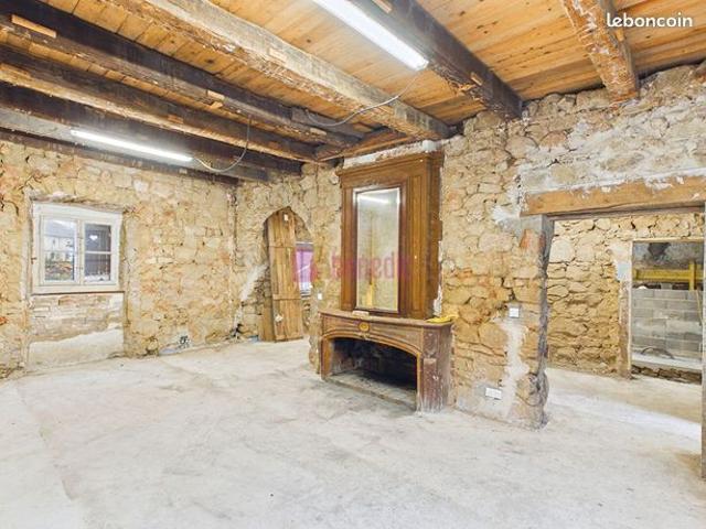 Maison 7 pièces 240 m²