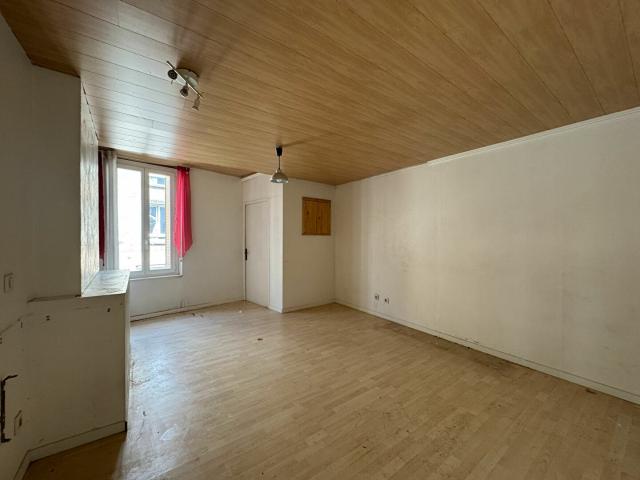 Maison 7 pièces 240 m²