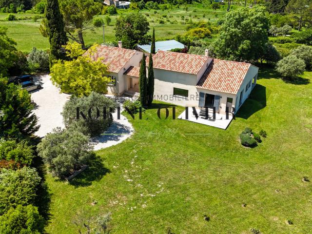 Maison 7 pièces 240 m²