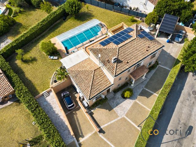 Maison 7 pièces 240 m²