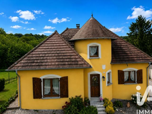 Maison 7 pièces 240 m²