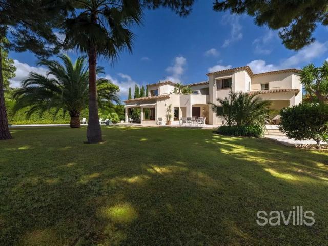Maison 7 pièces 241 m²