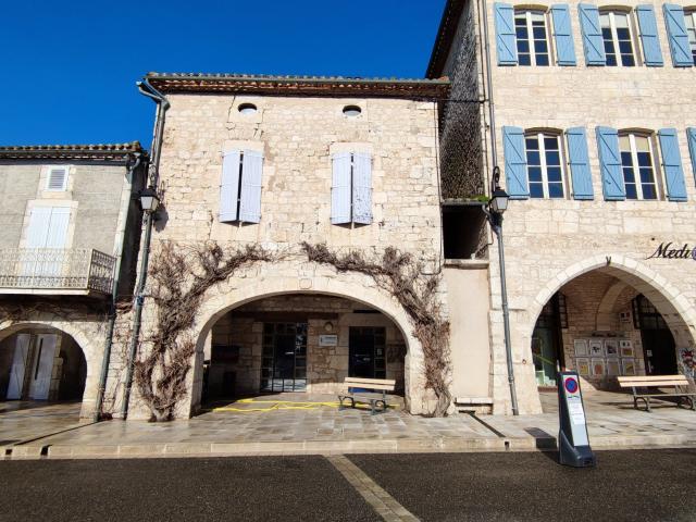 Maison 7 pièces 241 m²