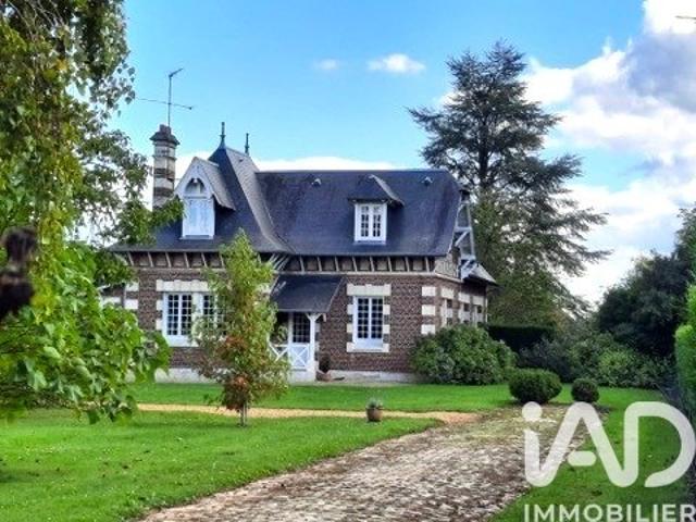 Maison 8 pièces 243 m²