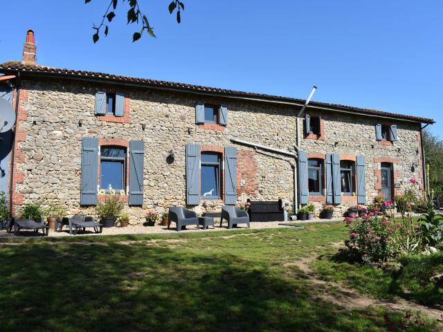 Maison 7 pièces 254 m²