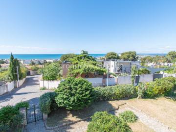 Maison 7 pièces 254 m²