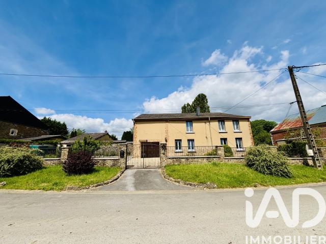 Maison 7 pièces 255 m²