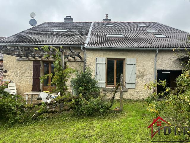 Maison 7 pièces 255 m²