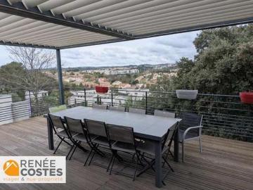 Maison 7 pièces 256 m²