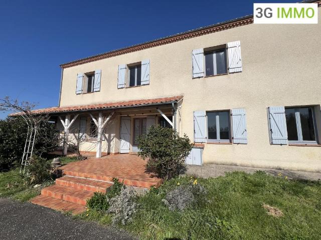 Maison 7 pièces 256 m²