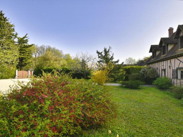 Maison 7 pièces 257 m²