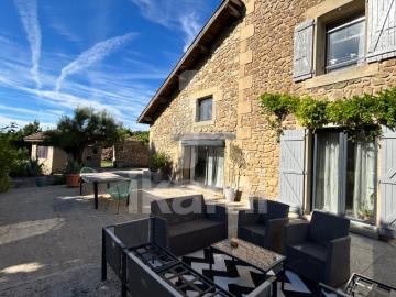 Maison 7 pièces 257 m²