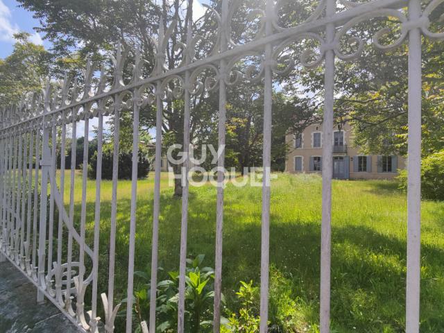 Maison 7 pièces 257 m²