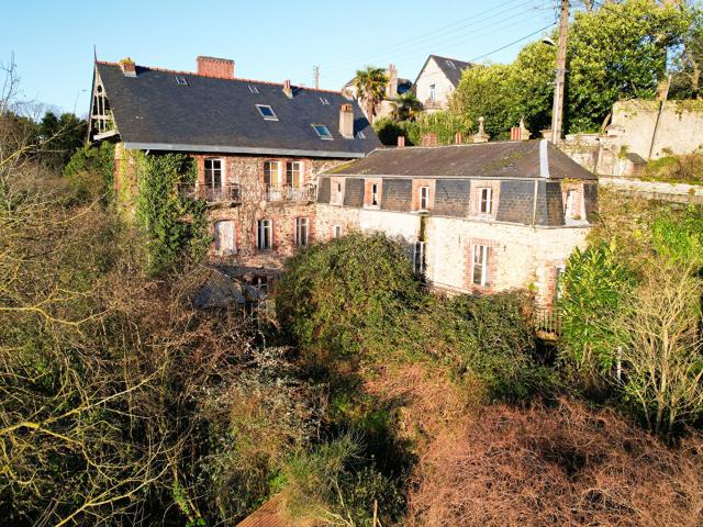 Maison 7 pièces 257 m²