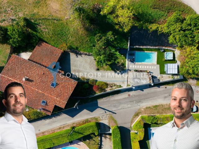 Maison 7 pièces 258 m²