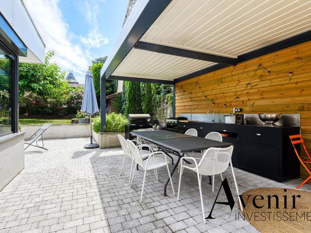 Maison 7 pièces 258 m²