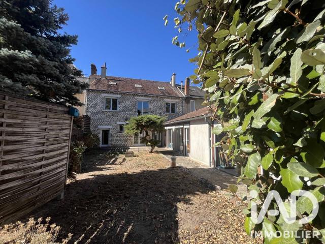 Maison 7 pièces 259 m²