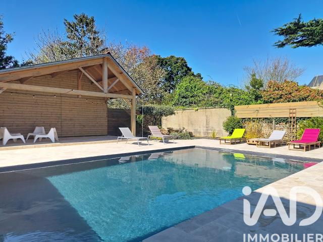 Maison 7 pièces 250 m²