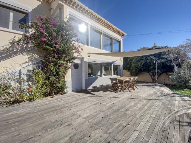 Maison 7 pièces 250 m²
