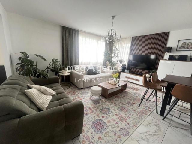Maison 7 pièces 250 m²