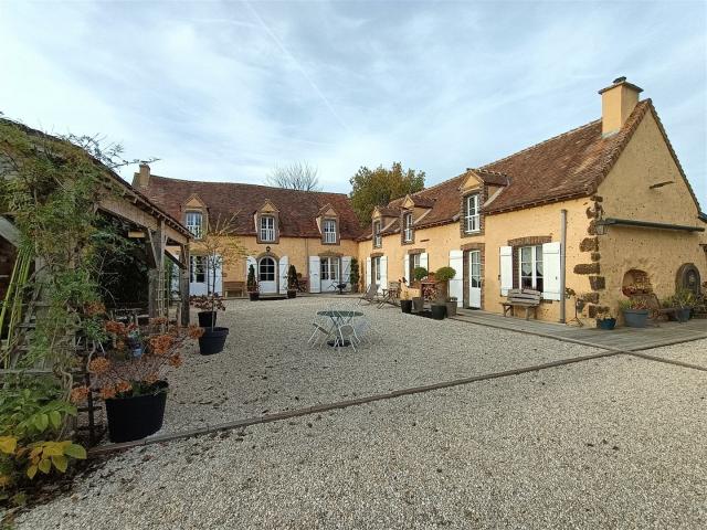 Maison 7 pièces 250 m²
