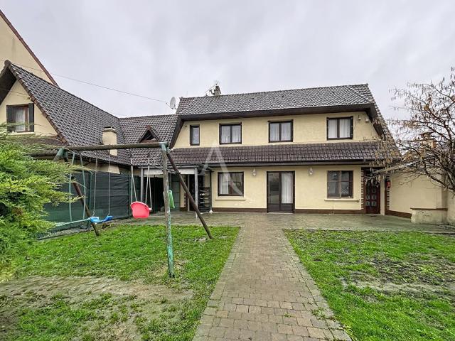 Maison 7 pièces 151 m²