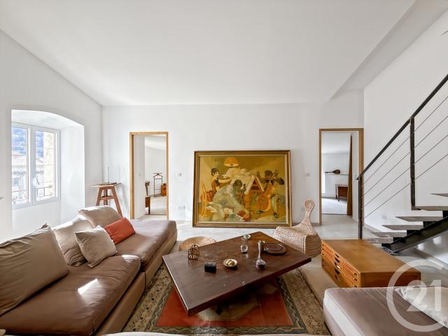 Maison 7 pièces 210 m²