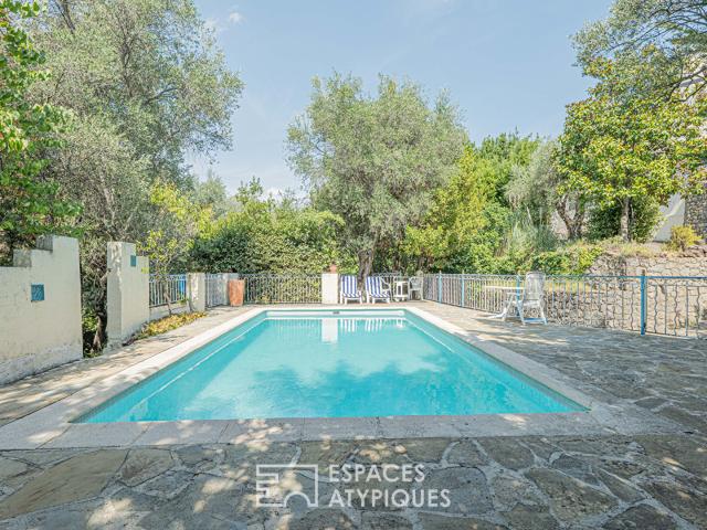 Maison 7 pièces 250 m²