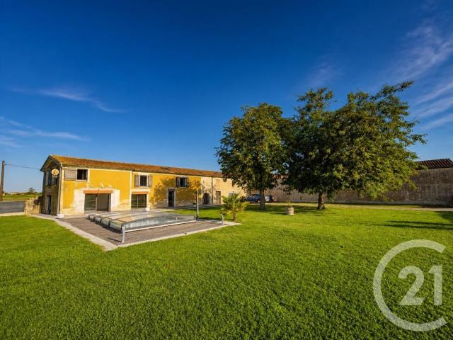 Maison 7 pièces 250 m²
