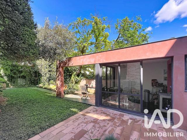 Maison 7 pièces 250 m²
