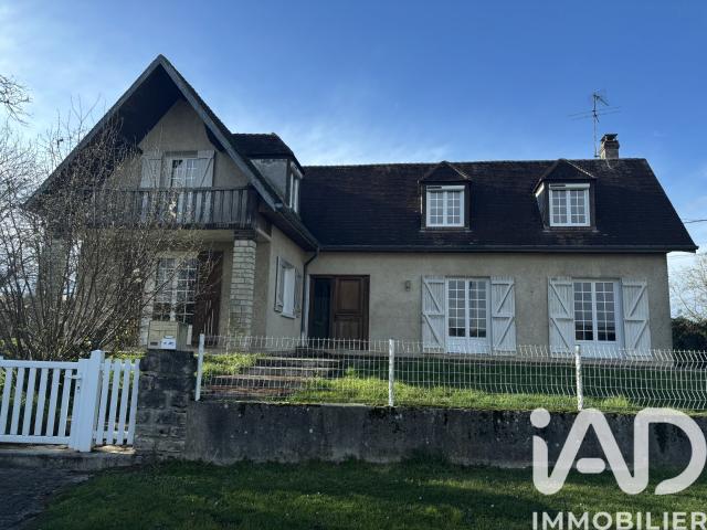 Maison 7 pièces 250 m²