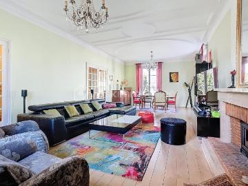 Maison 7 pièces 250 m²