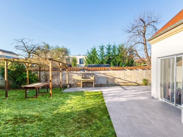 Maison 7 pièces 250 m²