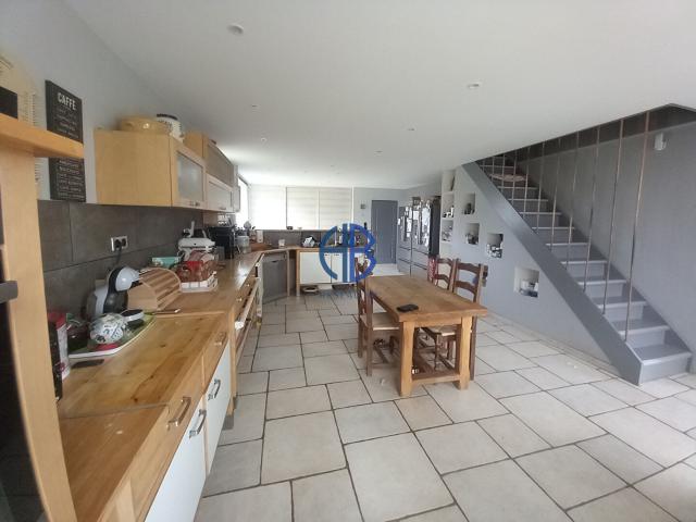 Maison 7 pièces 250 m²