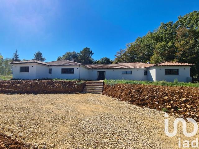 Maison 7 pièces 250 m²