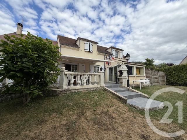 Maison 7 pièces 250 m²