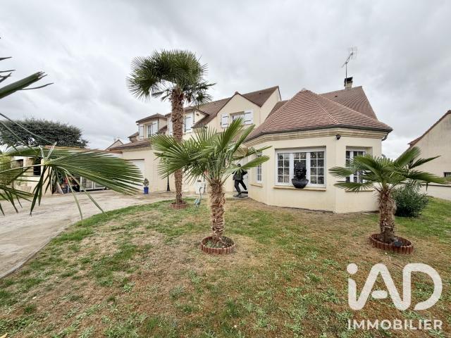Maison 7 pièces 250 m²