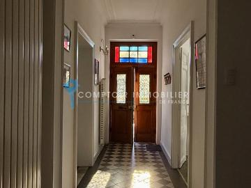 Maison 7 pièces 264 m²