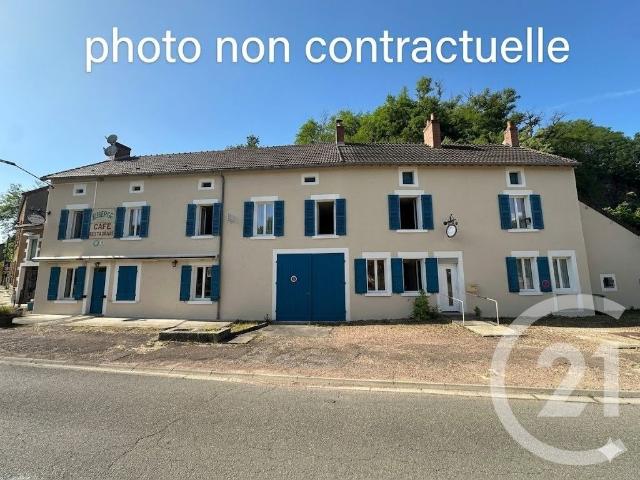 Maison 7 pièces 264 m²